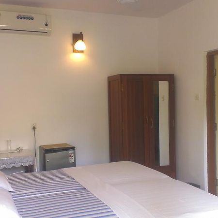 Domingos Guest House Baga Exterior photo